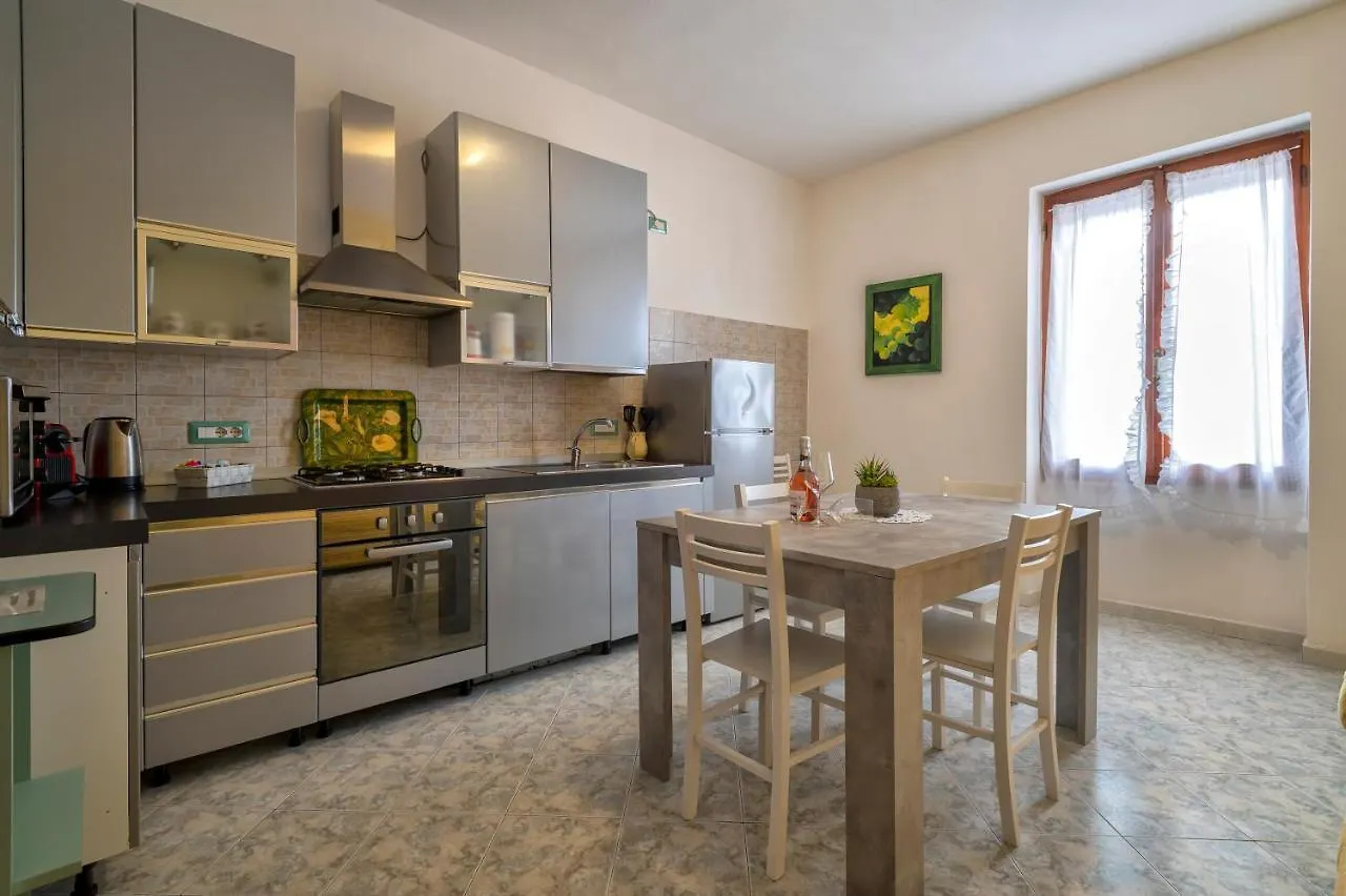 Apartment Il Nespolo , Vicino Alle Spiagge, Per Coppie E Famiglie Alghero Italy
